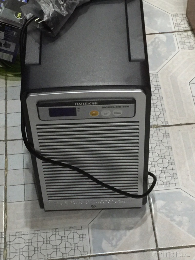 预出使用不到2个月的海利28a 1/10水冷